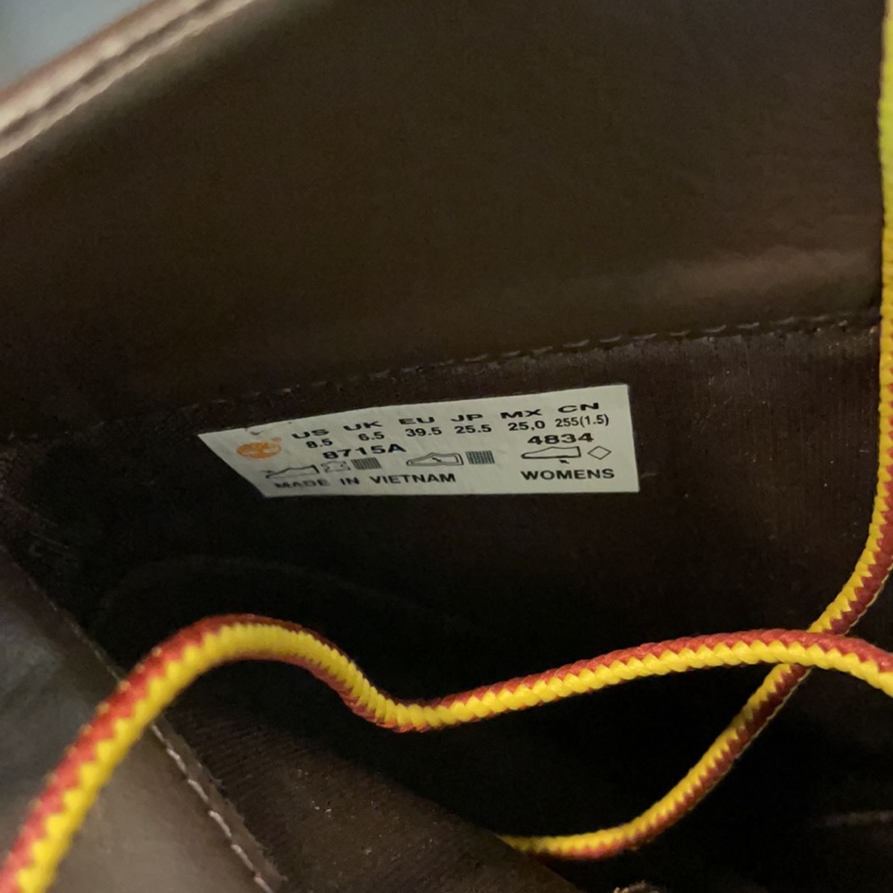 VINTAGE WOMENS TIMBERLAND HEEL BOOTS. - Picture 4 of 8